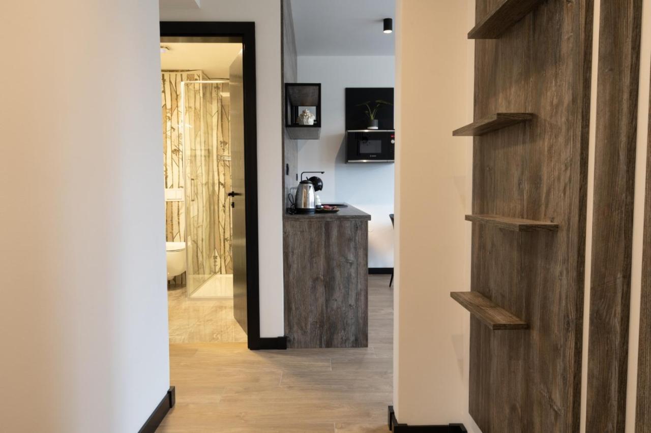 Apartmani Mozart-Centar วิโรวิติซา ภายนอก รูปภาพ
