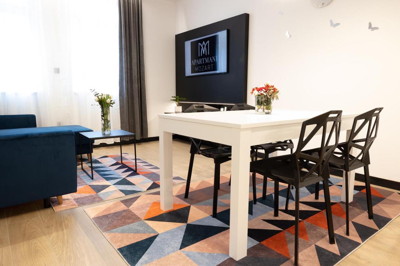 Apartmani Mozart-Centar วิโรวิติซา ภายนอก รูปภาพ