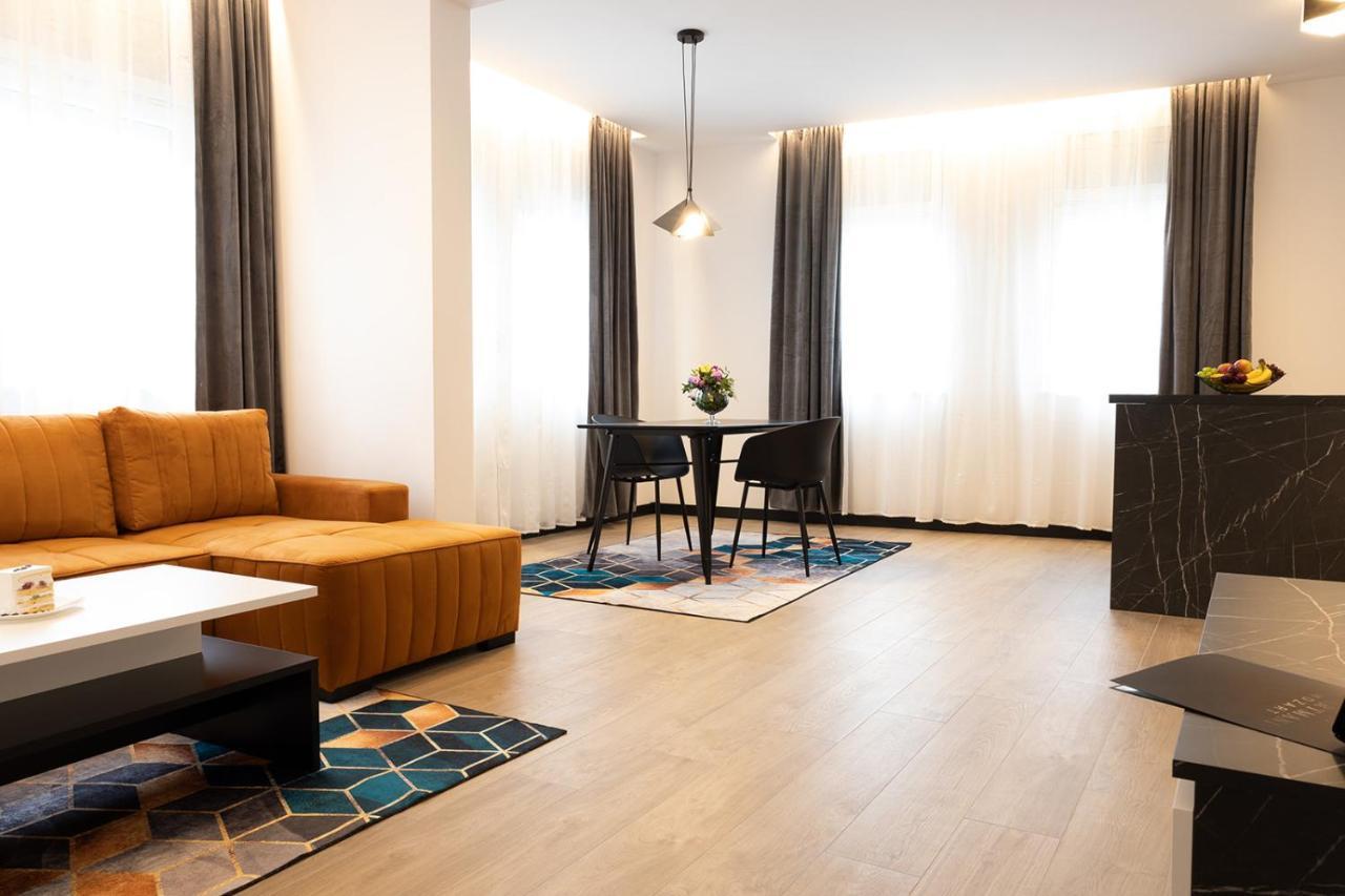 Apartmani Mozart-Centar วิโรวิติซา ภายนอก รูปภาพ