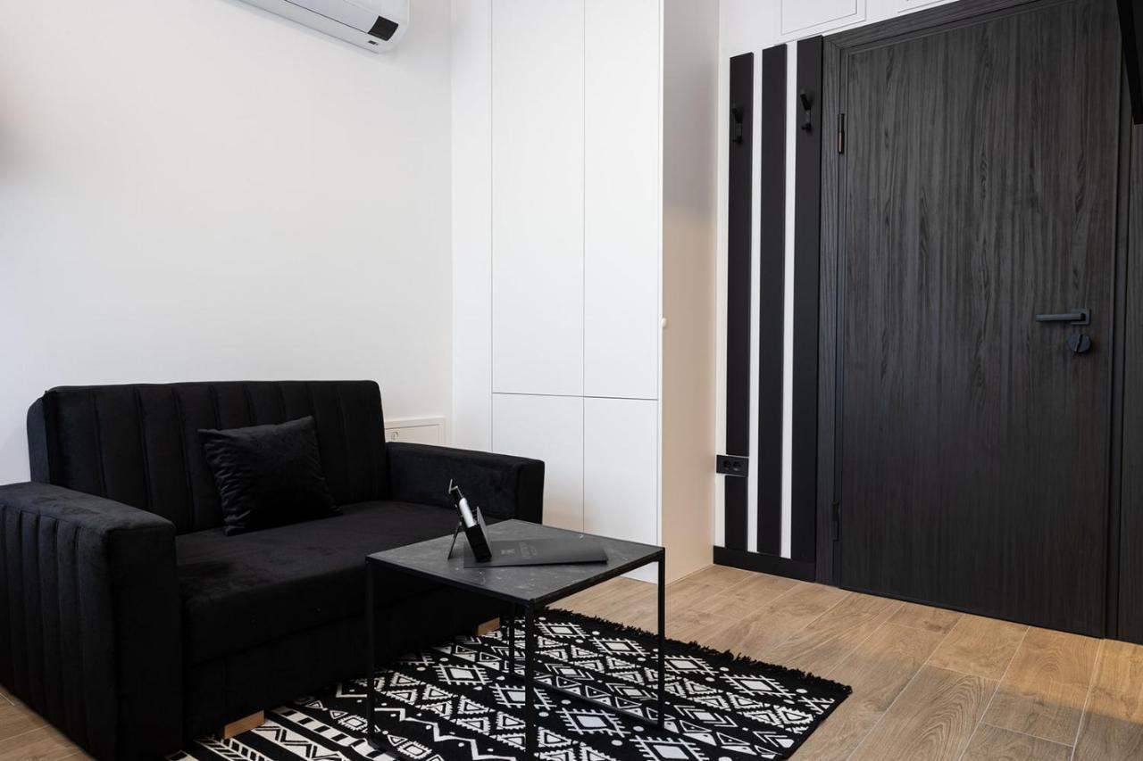 Apartmani Mozart-Centar วิโรวิติซา ภายนอก รูปภาพ