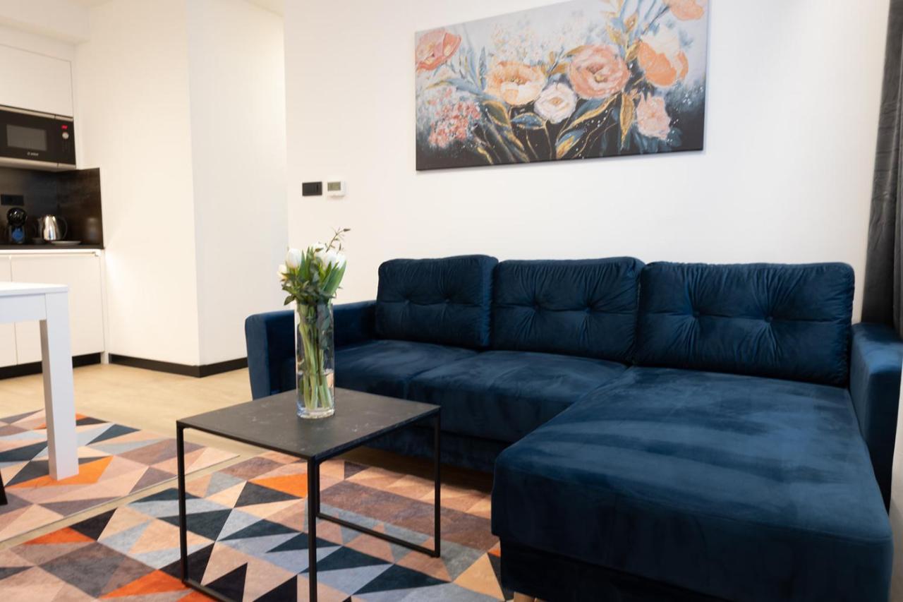 Apartmani Mozart-Centar วิโรวิติซา ภายนอก รูปภาพ
